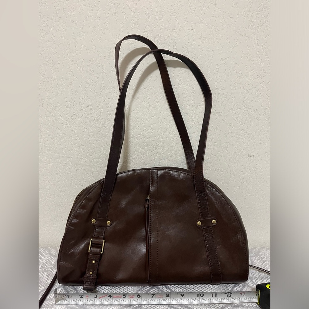HOBO International– Beckon Leather Shoulder Bag Expresso - Dark brown